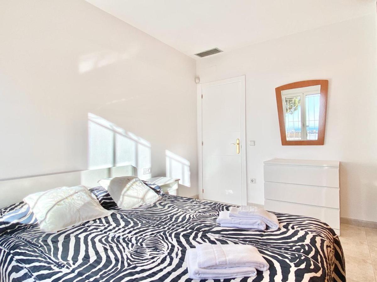 Appartement Devant La Plage Rosas Exterior foto
