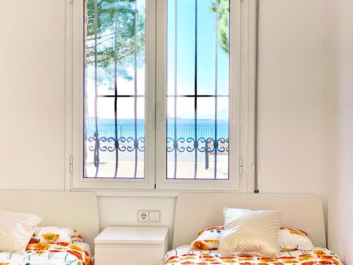 Appartement Devant La Plage Rosas Exterior foto