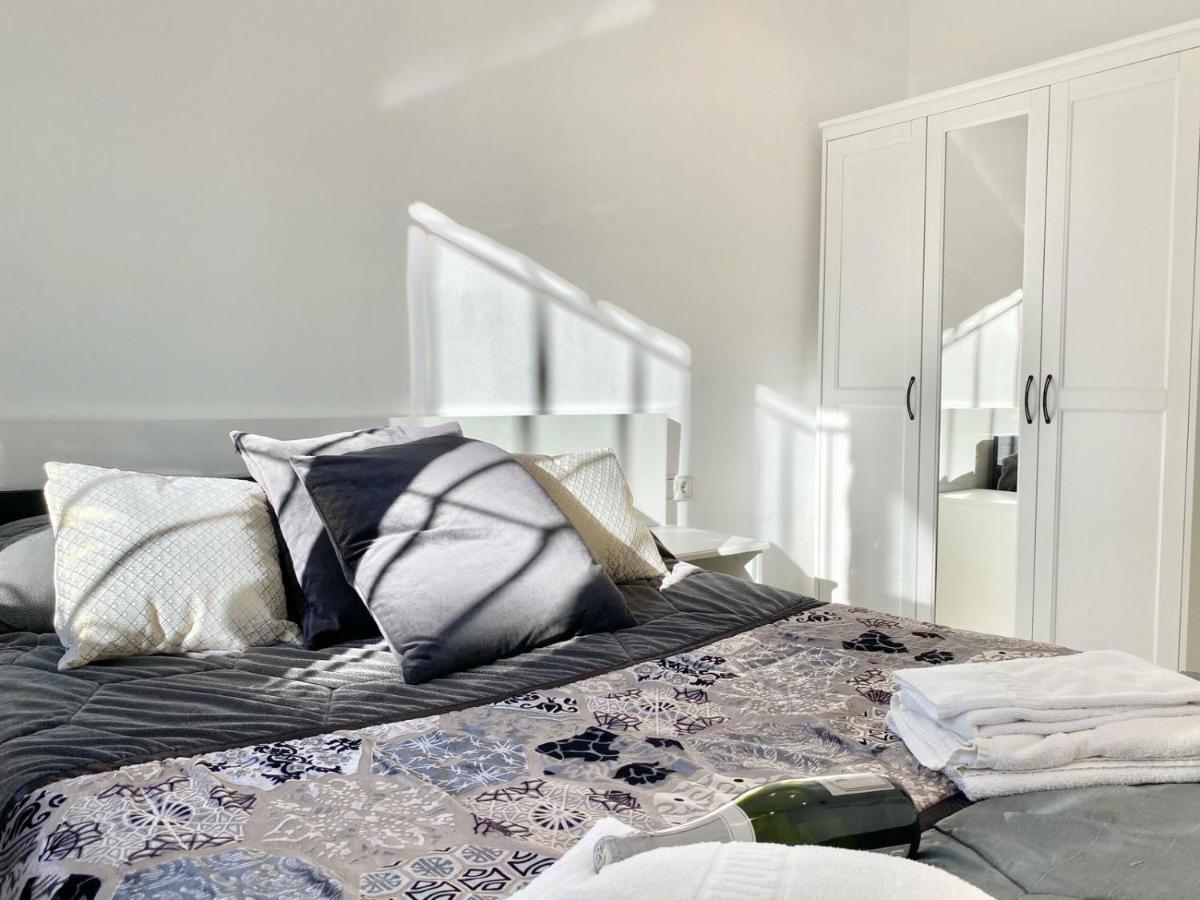 Appartement Devant La Plage Rosas Exterior foto